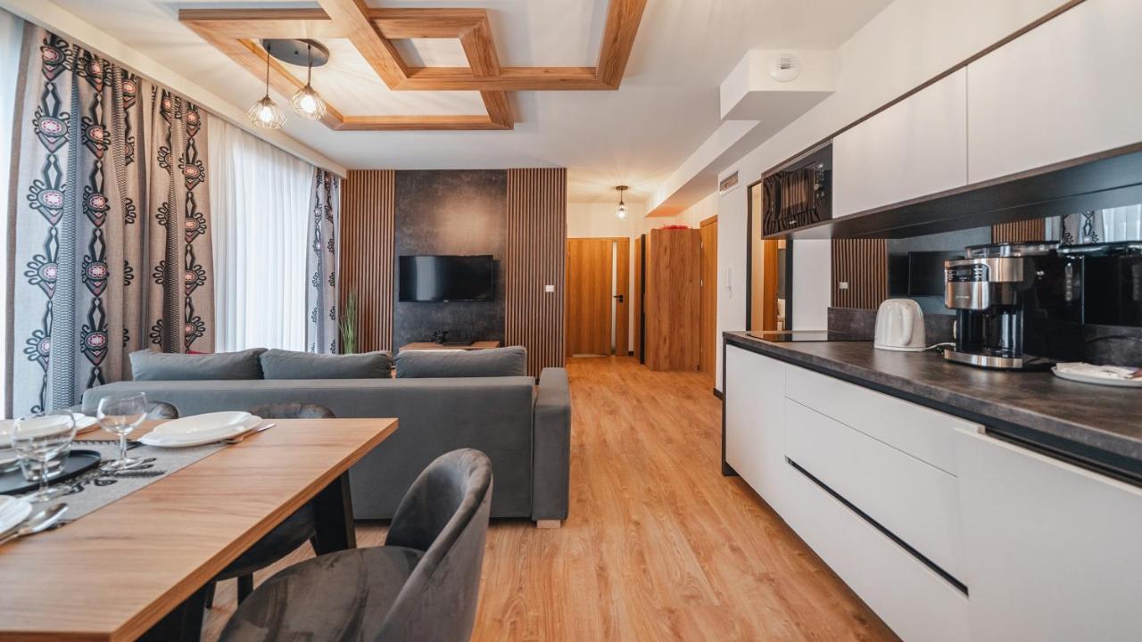 Apartamenty Sun & Snow Ski Apartments เบียลกาตัทร์ชันสกา ภายนอก รูปภาพ