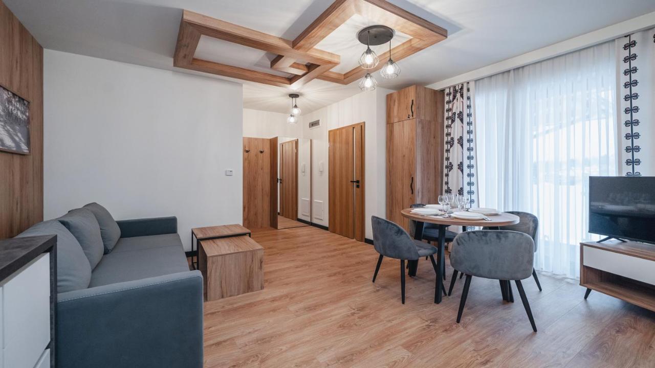 Apartamenty Sun & Snow Ski Apartments เบียลกาตัทร์ชันสกา ภายนอก รูปภาพ