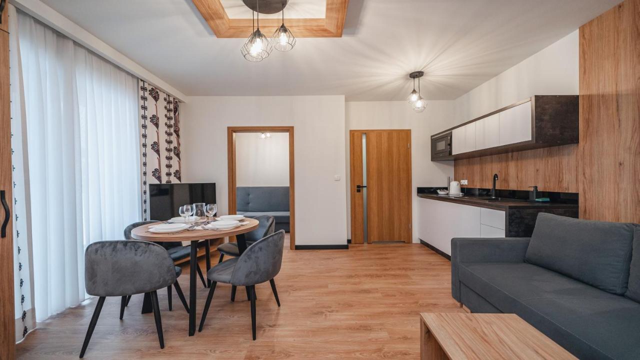 Apartamenty Sun & Snow Ski Apartments เบียลกาตัทร์ชันสกา ภายนอก รูปภาพ
