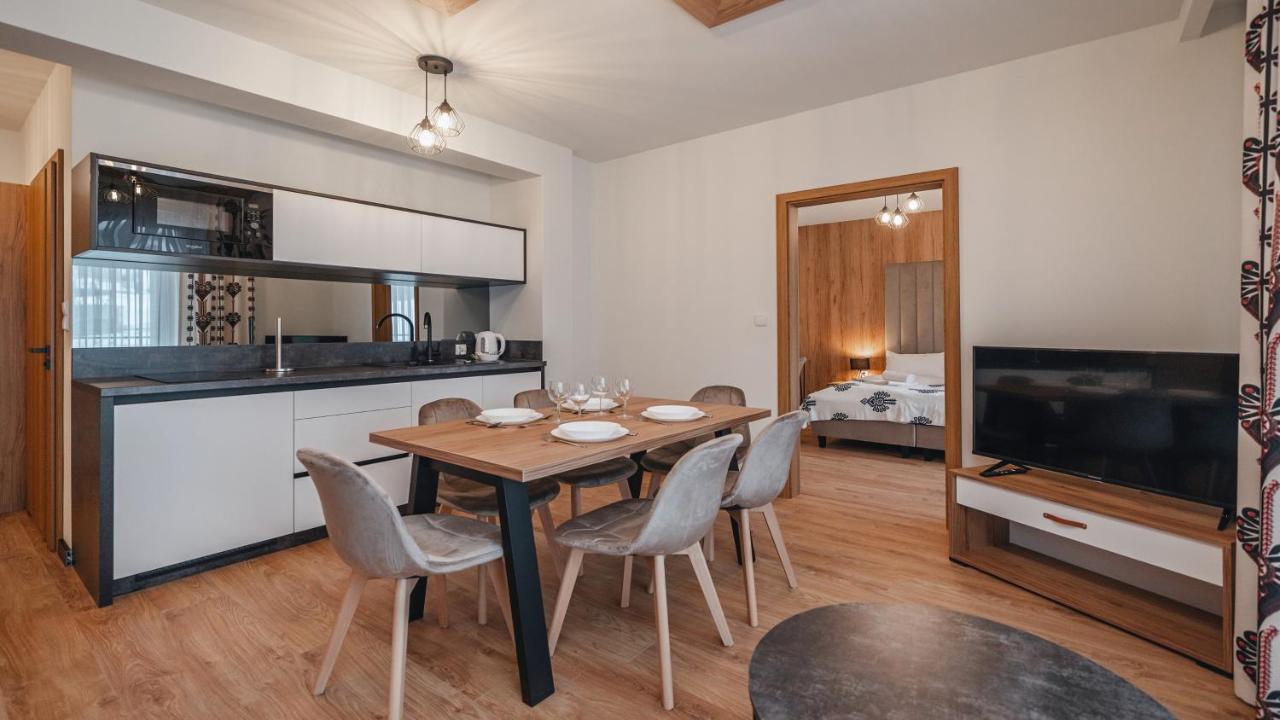 Apartamenty Sun & Snow Ski Apartments เบียลกาตัทร์ชันสกา ภายนอก รูปภาพ