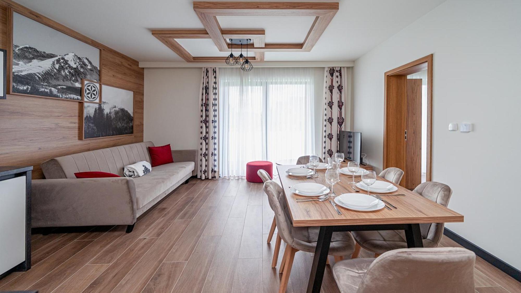 Apartamenty Sun & Snow Ski Apartments เบียลกาตัทร์ชันสกา ภายนอก รูปภาพ