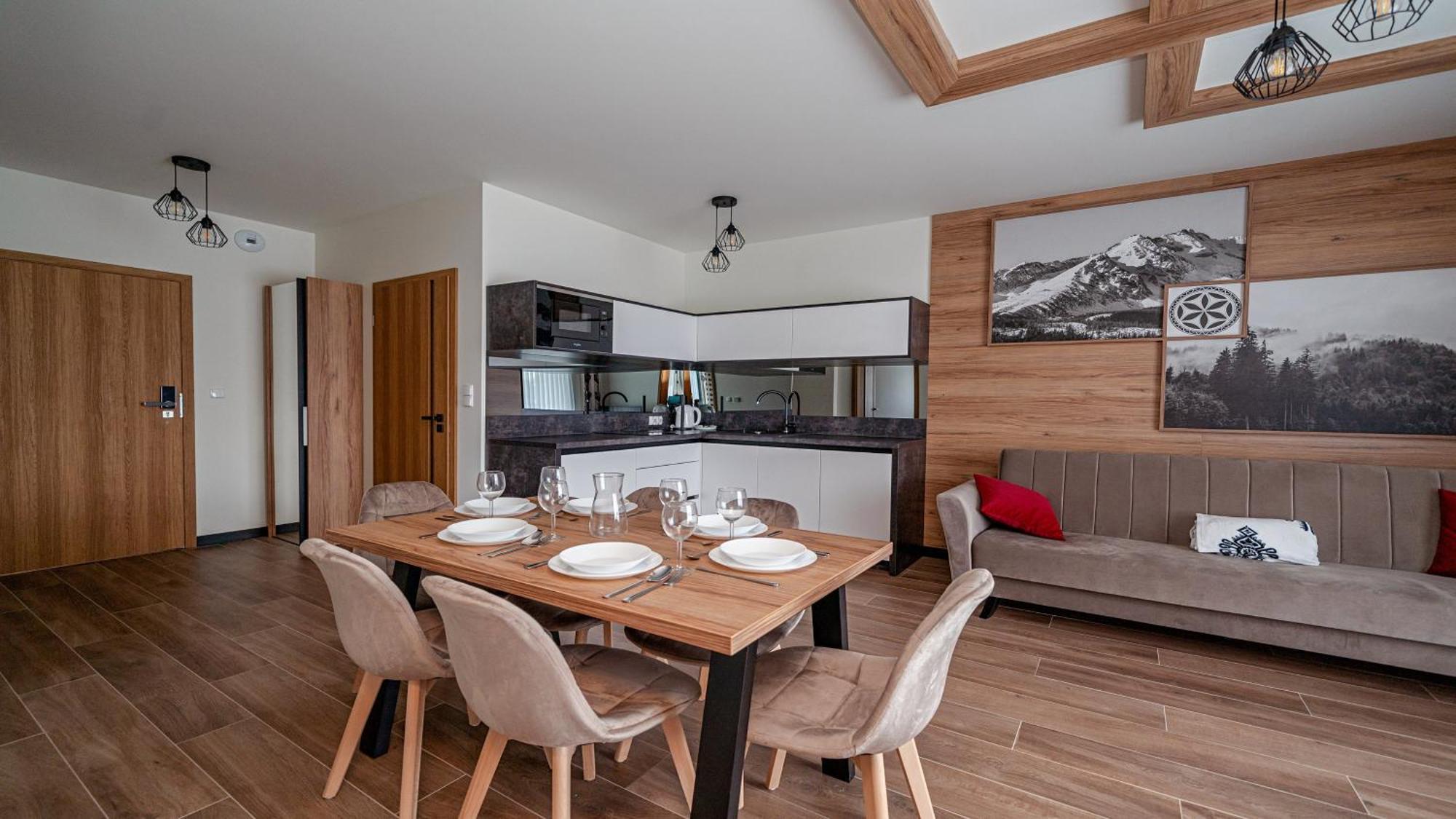 Apartamenty Sun & Snow Ski Apartments เบียลกาตัทร์ชันสกา ภายนอก รูปภาพ