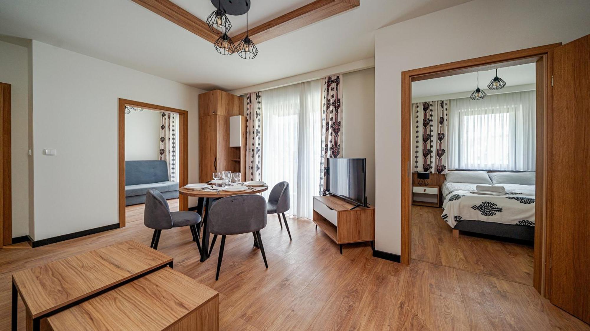 Apartamenty Sun & Snow Ski Apartments เบียลกาตัทร์ชันสกา ภายนอก รูปภาพ